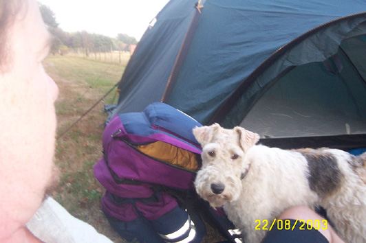 Was machen die Zwei Camper hier